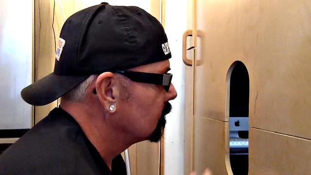 Married Guy Delivers Two Loads