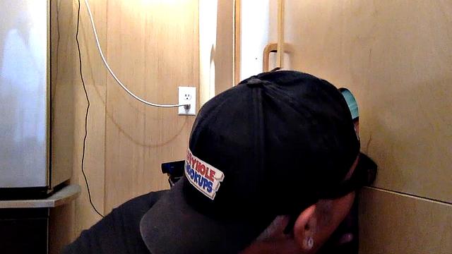 Married Guy Delivers Two Loads