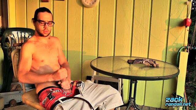 Утренняя дрочка Зака Рэндалла