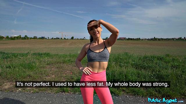 Fit Runner in Leggings