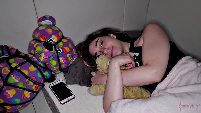 Teen submits to her powerful dom