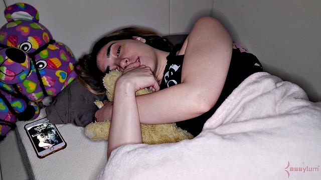 Teen submits to her powerful dom