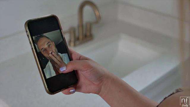 Swipe Right - S12:E7