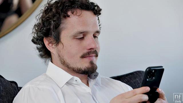 Busty Bunny - Season 15: Episode 6