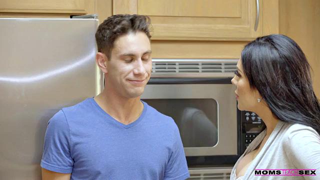 Sex Lessons From Mama - S6:E4