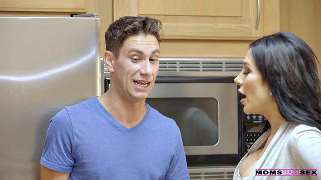 Sex Lessons From Mama - S6:E4