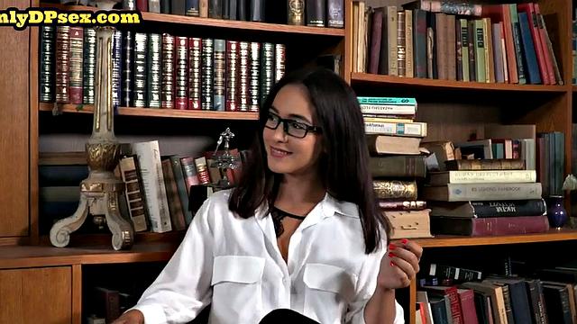 DP lingerie babe with medium boobs fucked and jizzed in three-way