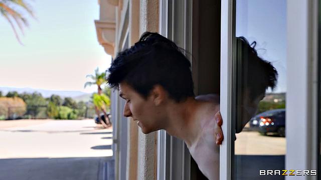 Big Natural Ginger Switches Bodies with Stacked Blonde Stepdaughter