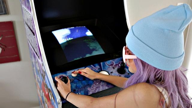 Asian Pussy Arcade Play