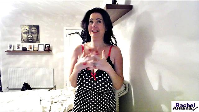 Rachel Aldana - Webcam 180