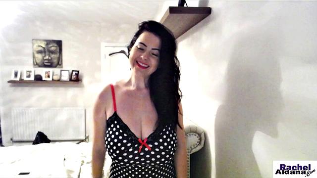 Rachel Aldana - Webcam 180