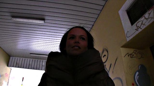 Babe Without Train Ticket Tastes Fake Agent's Cock