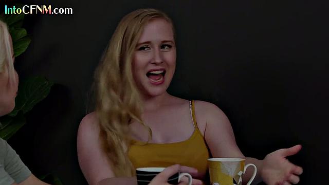 Amateur CFNM deepthroating a guy