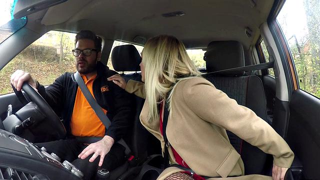 Blonde student with tattoos and glasses rides and sucks teacher's big dick in car