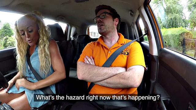 Busty MILF publicly outdoor fucked in car by driving tutor