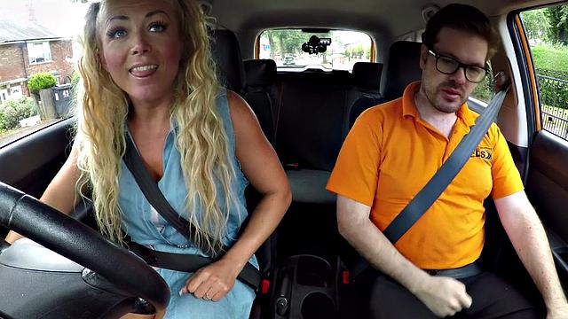 Busty MILF publicly outdoor fucked in car by driving tutor