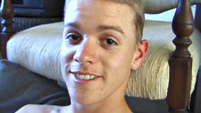 Tyler is one of the nicest guys you will ever meet. Sweet, shy and sexy, Tyler manages to work his cock with great skill and expertise, exhibiting his manhood as though it was a work of art.