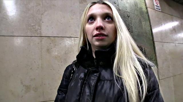 Hot blonde convinces stranger to fuck her hard in jeans