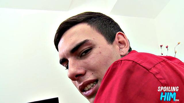 Amateur twunk drilled at casting