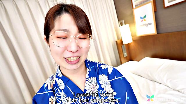 Momoko Azuma returns and wears a yakata to masturbate