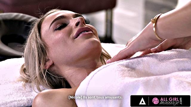ALL GIRL MASSAGE - Perfect 69 Between Stunning Blonde Emma Hix And Masseuse FRENCH SUBTITLES