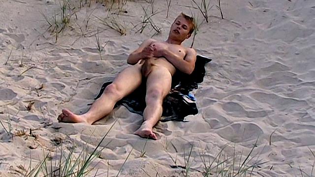 Arnold Tries His Piss! - Arnold