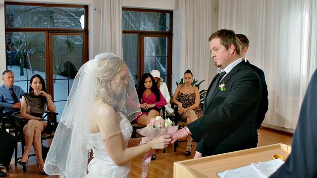 BRIDE4K. Call Me the Wrong Name