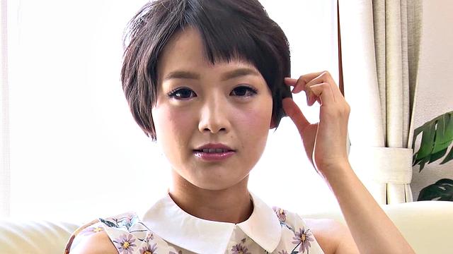 смотри как мари ханеда сосет хуй и получает сперму в киску