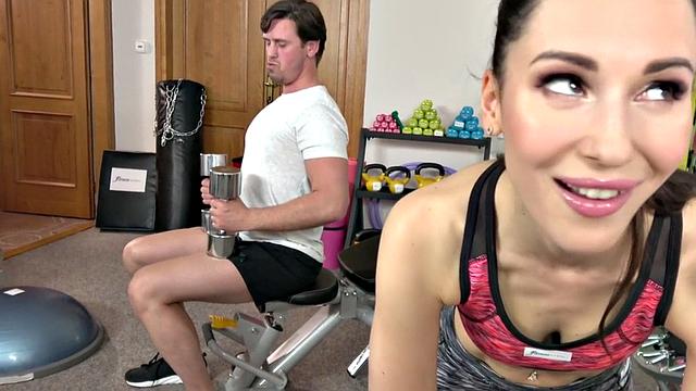 Squirting gym babe fingered on equipment before sex