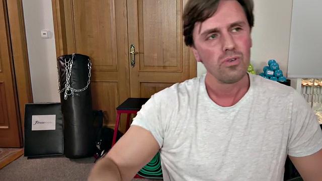 Squirting gym babe fingered on equipment before sex