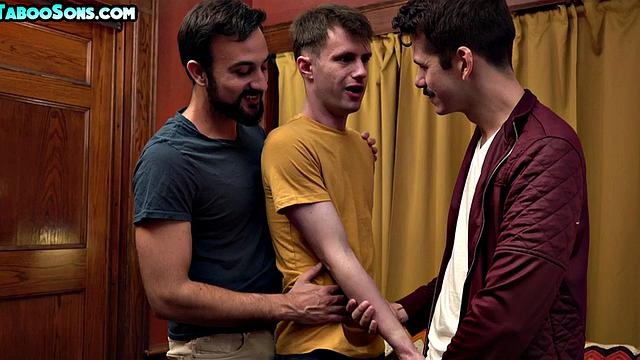 Naive stud barebacked in stepdaddy 3some