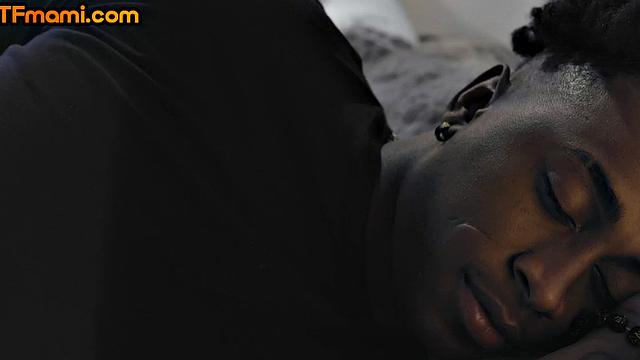 черная мачеха прикалывается в табуированном тройничке с пасынком