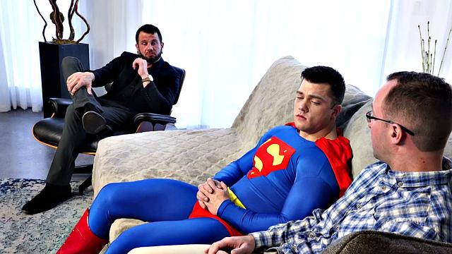 Superman spitroasts bottom in trio before creampie