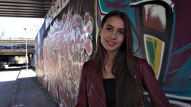 Dirty lady smashed by big dick in wet pussy