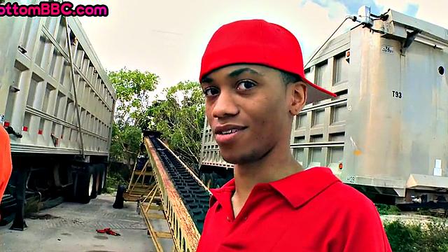 Real amateur black thug gets his asshole banged outdoors