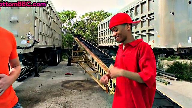 Real amateur black thug gets his asshole banged outdoors