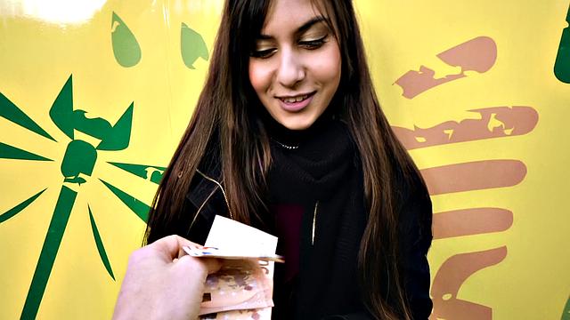 Anal By The Parking Lot