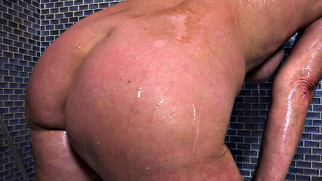 Nicol Mandorla returns for more!