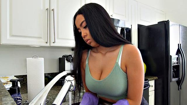 Raunchy maid sucking and riding for extra cash