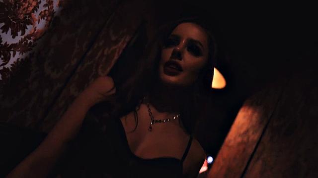 Sensual babe spoiling her lover with tight pussy