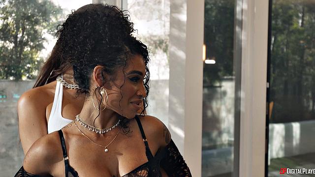 CARDS ON THE TABLE - Episode 1 