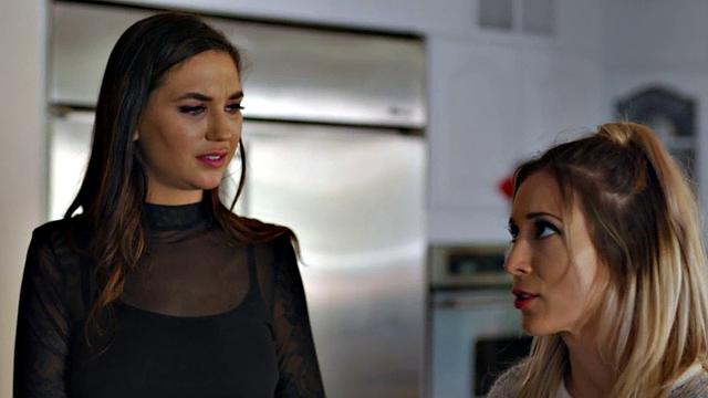 Rimming lez duo in pantyhose enjoy Xmas passionate sex