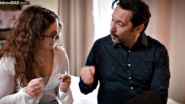 Nerdy 21yo babe got pussypounded by her lover