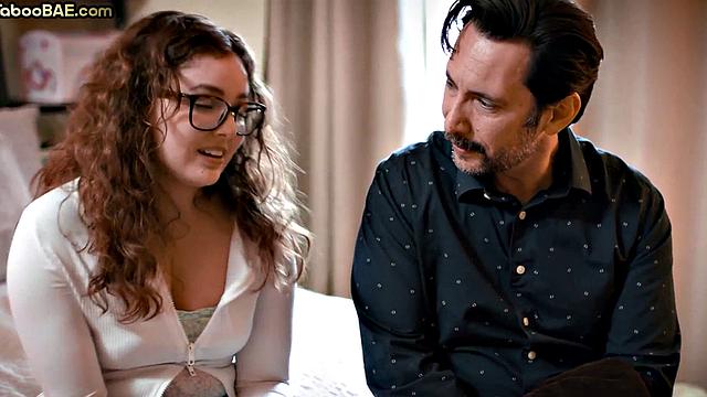 Nerdy 21yo babe got pussypounded by her lover