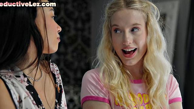 21yo seduced Asian tribbing her GF after pussyeating