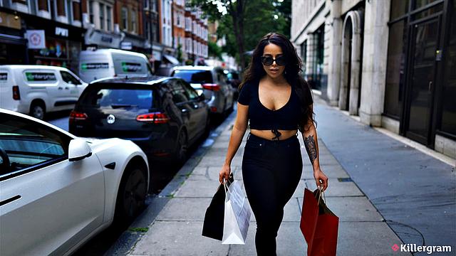 Нийки Круз принимает огромный черный член в задницу и стонет от кайфа!