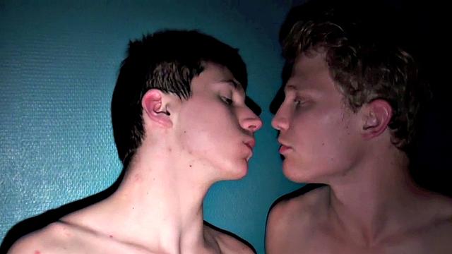 Real bareback in private sextape