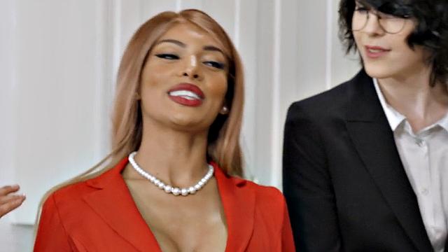 Blonde and brown-haired shemale gets her ass slammed from behind in glasses