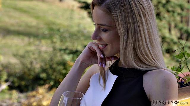 Slim blonde lusting for her gardener