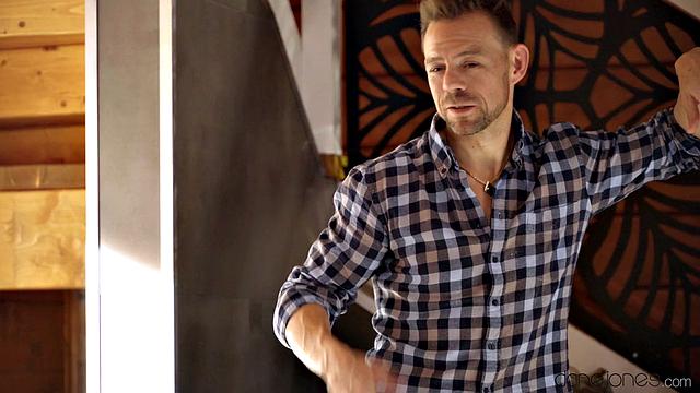 Slim blonde lusting for her gardener